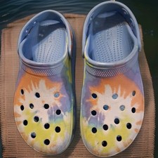 CROCS CLASSIC PLATFORM TIE DYE GRAPH WOMEN'S CLOGS SZ Y5
