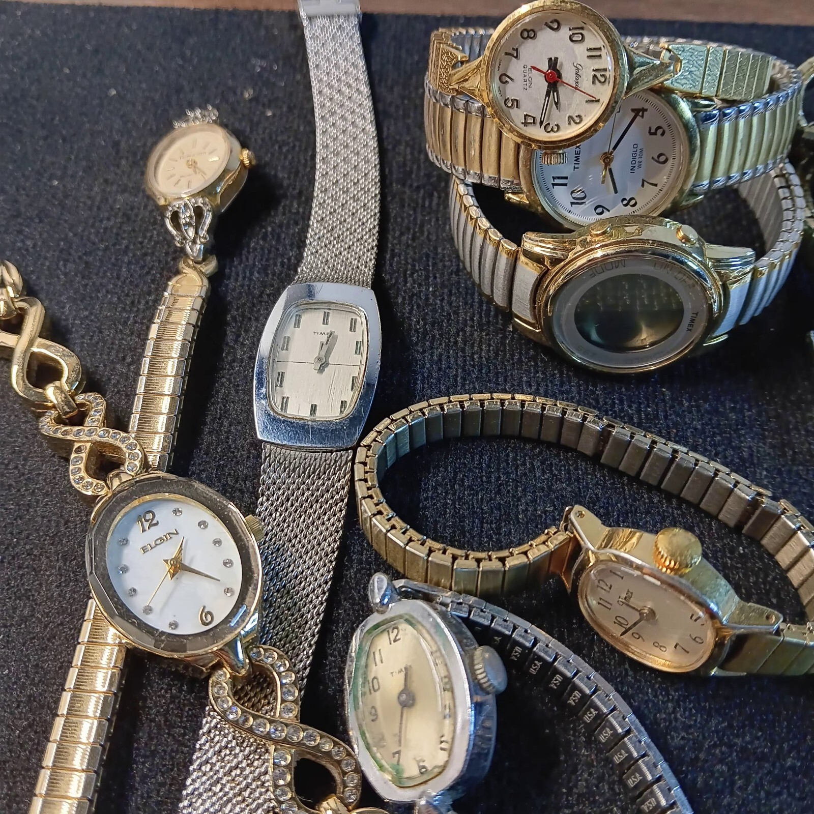 Lot Of 20 Vintage Used Untested Women's Watches TIMEX ELGIN....Used