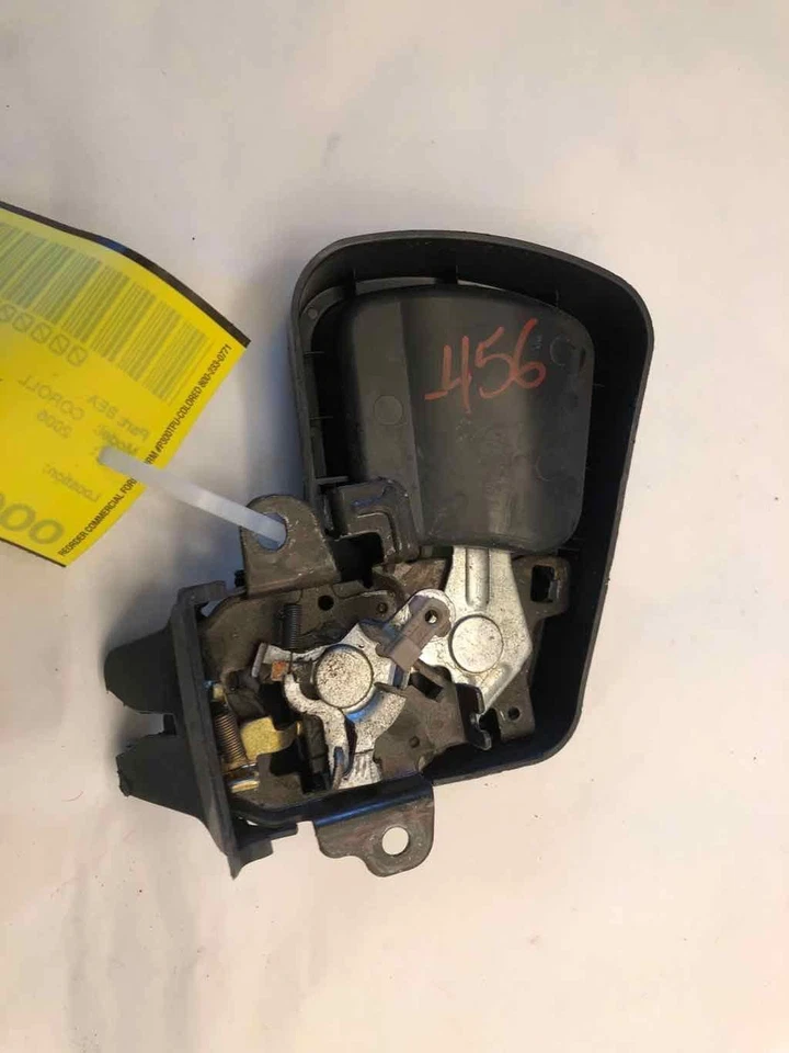 2006 TOYOTA COROLLA 1.8L Trunk Release Luggage Door Lock Opener Safety Used - Image 2 of 4