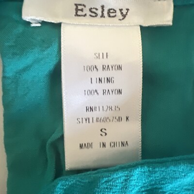 esley green dress Jessalynn Cut-Out Long Sleeve Maxi Dress Green