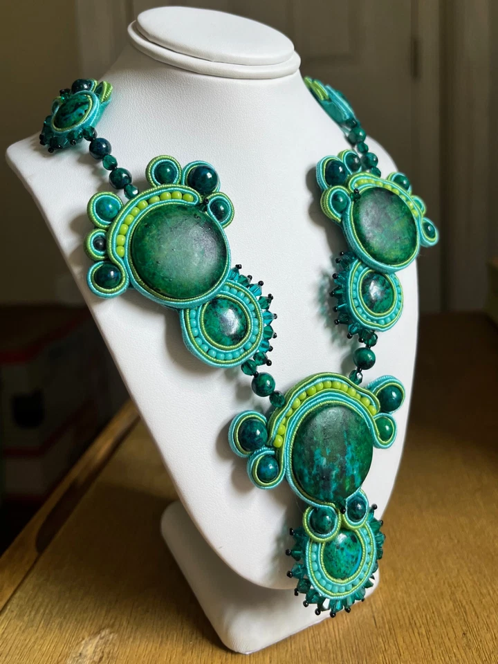 Ожерелье с красным тюльпаном дизайн ремесленника суташе венгерское нефритовое зеленое - потрясающее уникальное - Изображение 2 из 4