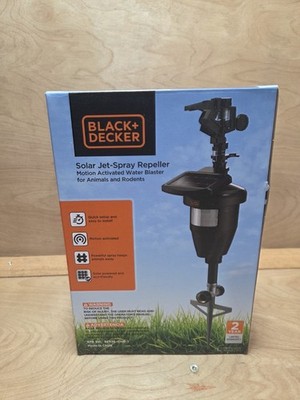 BLACK+DECKER Solar Jet Sprayer Animal Repeller Motion Activated Deer Cat
