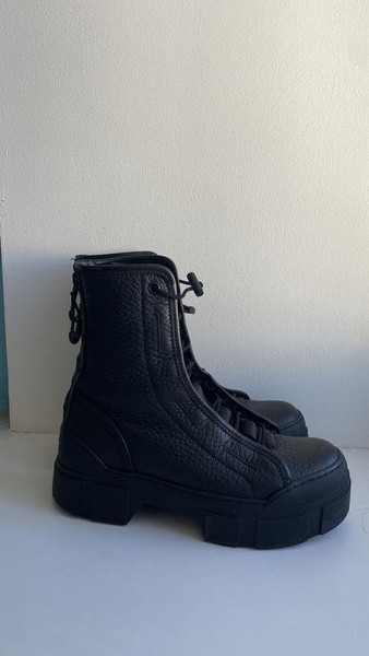 Women Vic Matie Boots Black Leather 37