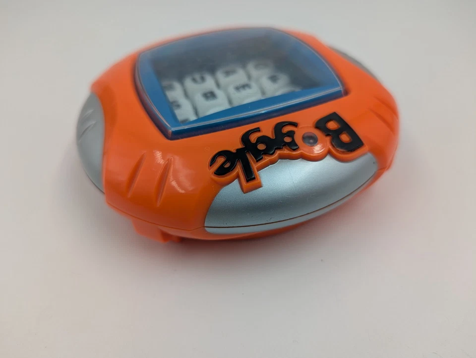 Travel Boggle Twist & Shake Game Electronic Timer Hasbro 2009 New Battery! Works - Image 2 of 4