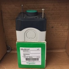 Shneider Electric XALD01H7 Control Box