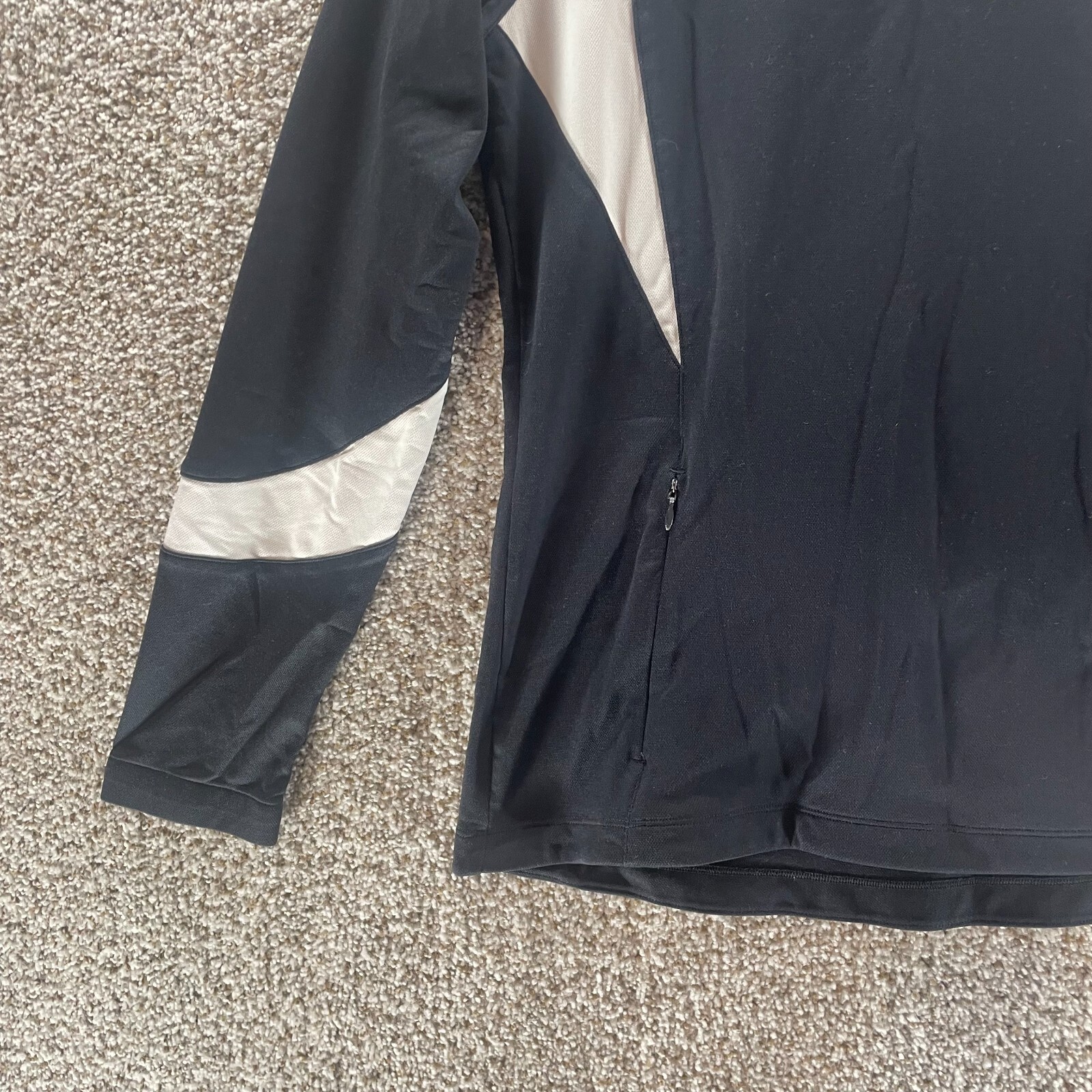 Under Armour Shirt Womens Medium Black WHite Quarter Zip Athletic Run Ladies thumbnail 5