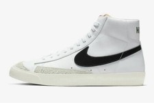Nike Blazer Mid 77 Vintage White Black Women’s CZ1055-100 Size 10.