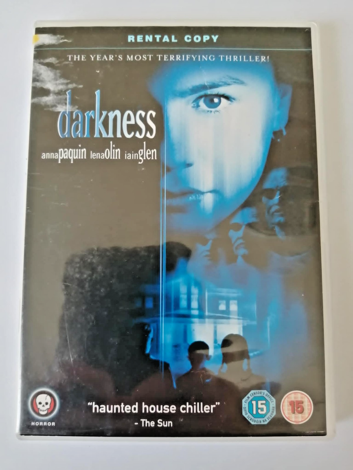 DVD Darkness. Movie. Anna Paquin. Lena Olin. Iain Glen. Giancarlo Giannini