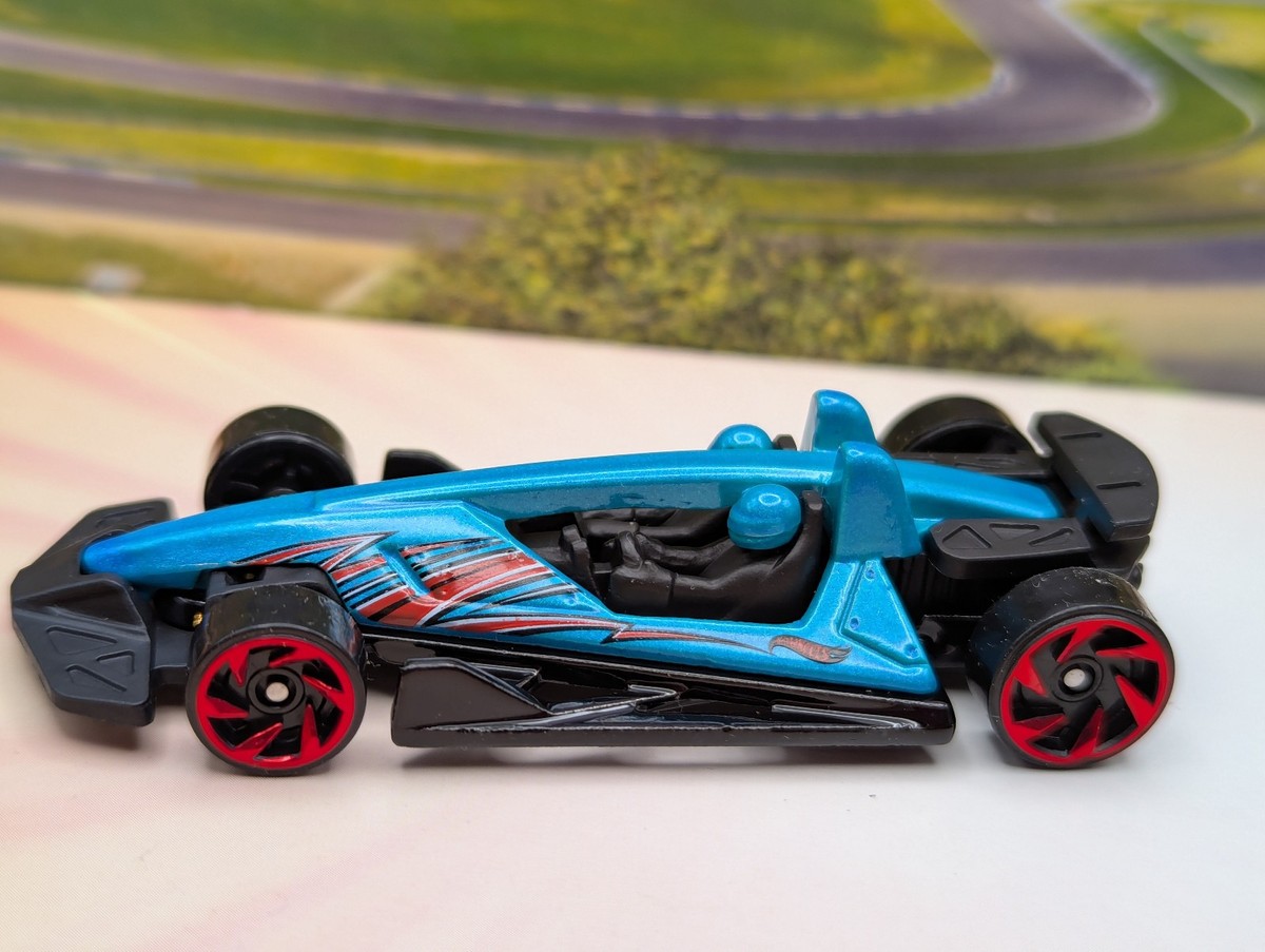 2026 Hot Wheels TRACK HAMMER ☆light blue;red ra6 ☆Multi Design