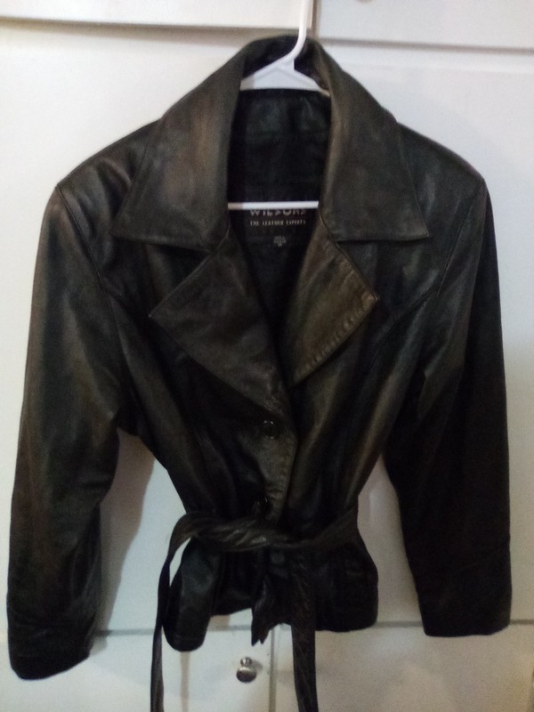 VTG Wilson’s Cropped Short Leather Trench Jacket Coat Womens SZ M Black Belted