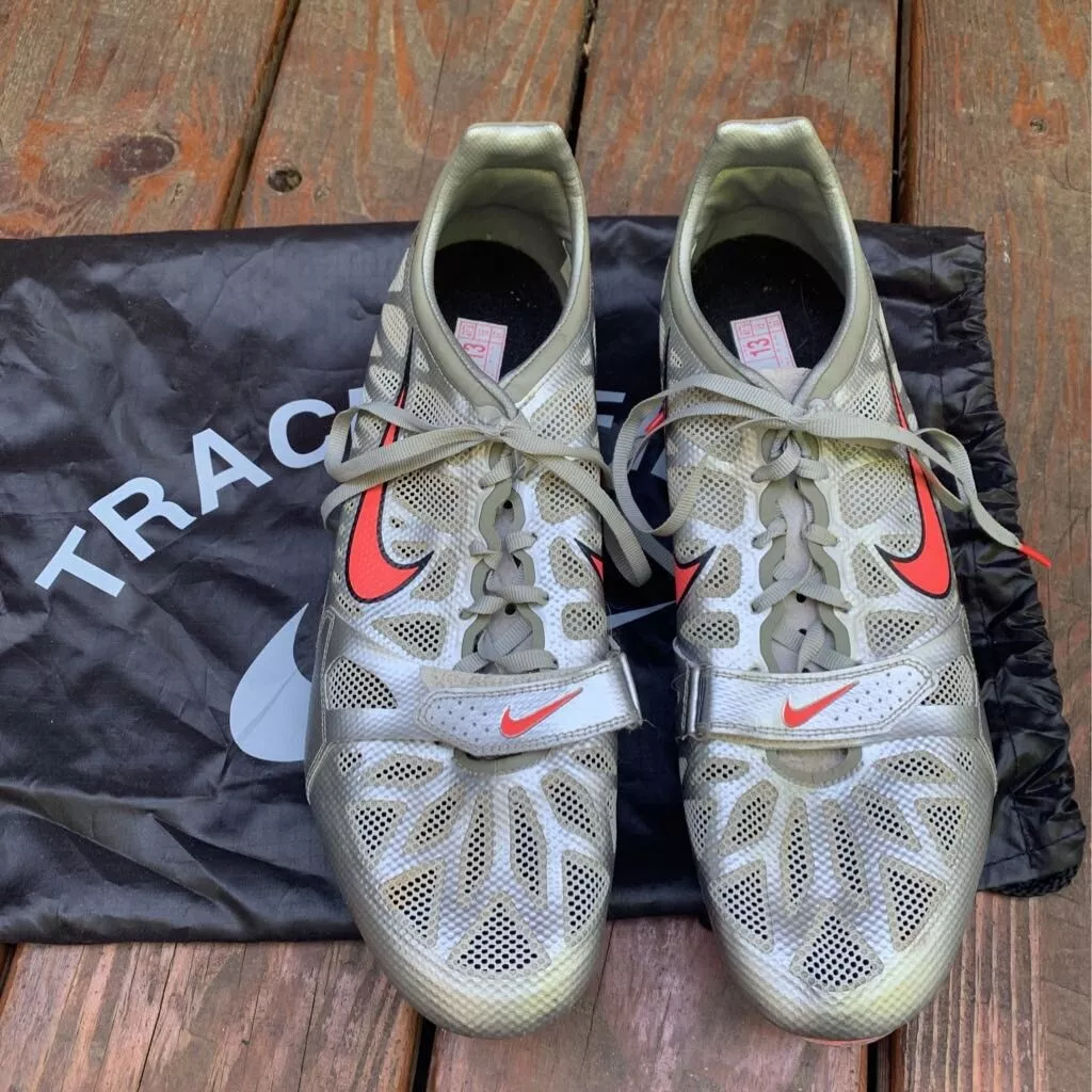Zoom superfly r3 running spikes cheap