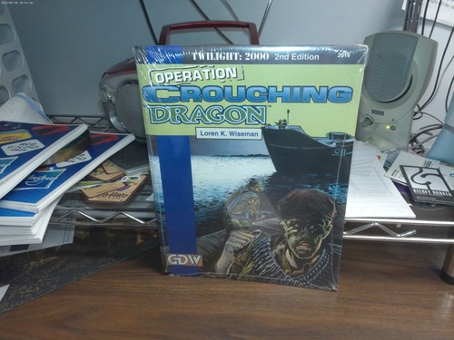 GDW Twilight 2000 Operation Crouching Dragon (2nd Ed) Original Shrinkwrapping - Bild 1 von 2