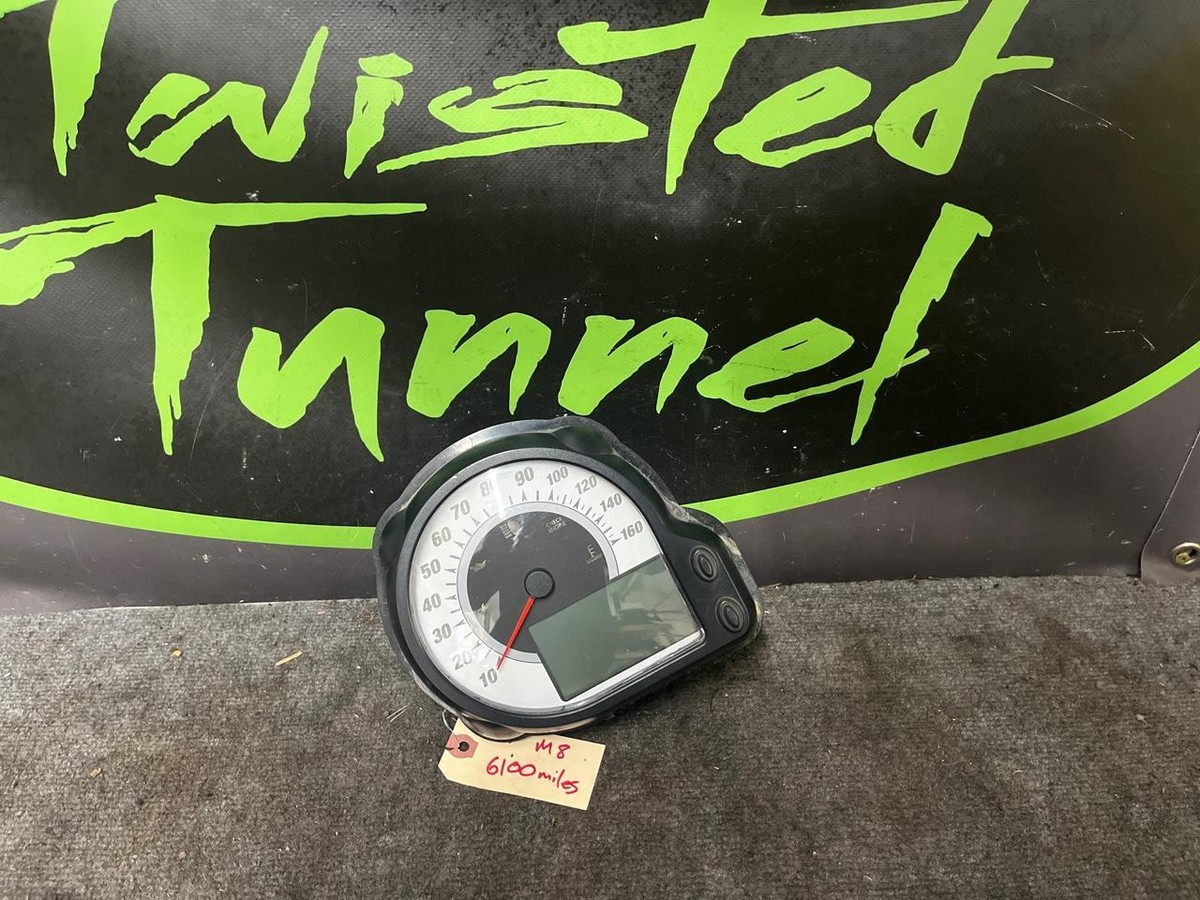 2007 Arctic Cat M8 Speedometer Gauge 0620-304 6100miles M6 2007 Arctic Cat M8 Speedometer Gauge 0620-304 6100miles M6