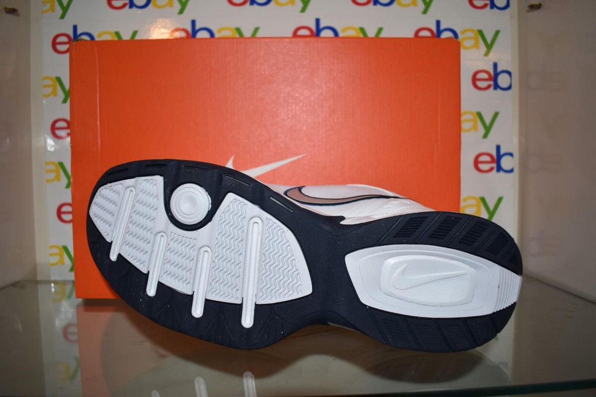 Nike Air Monarch IV Men display picture 2