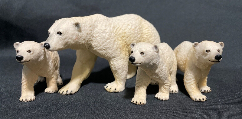 SAFARI LTD. POLAR BEAR POLAR BEAR CUBS 5"-3" COLLECTED DISPLAYED 2008 EXCELLENT!