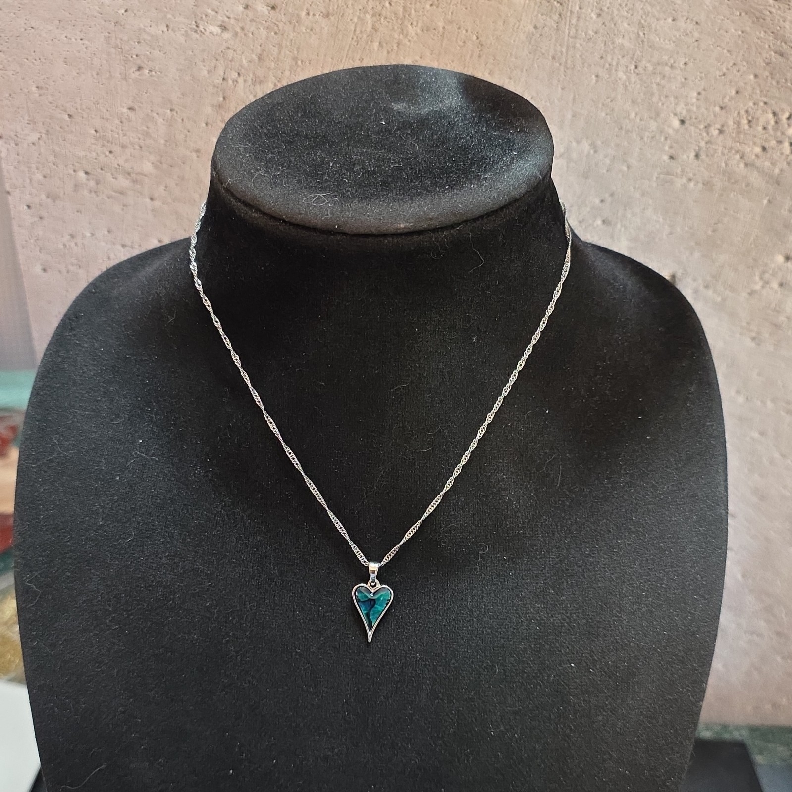 Silver Tone Rope Chain Blue Turquoise Heart Bezel Pendant Necklace Lobster