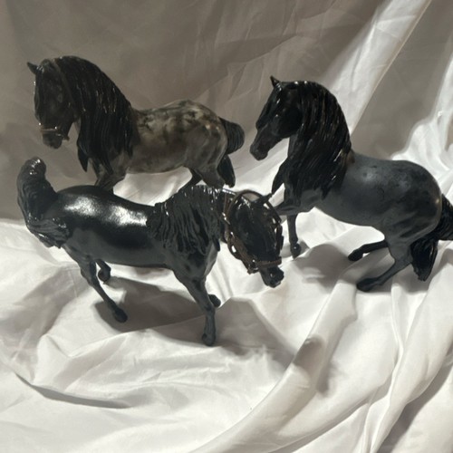 Breyer Model Horses Lot of 3 Black and Gray Plastic Horse Figures