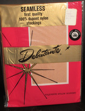 Vintage Nylon stockings Size 9 A7 900  DEBUTANTE CINNA-GLO BEIGE Never worn