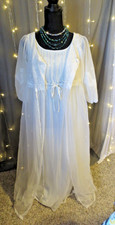 Vintage Miss Elaine Night Gown Robe M 36 White Lace Long Peignoir Set Bridal
