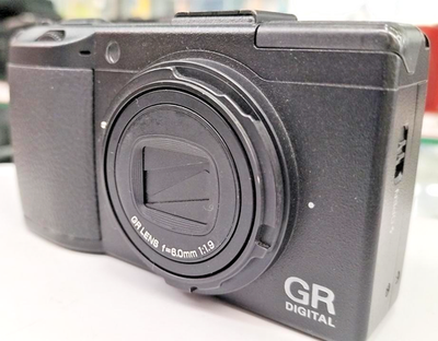 RICOH GR Digital III 3 Compact Camera 10.0MP 4x Zoom 28mm