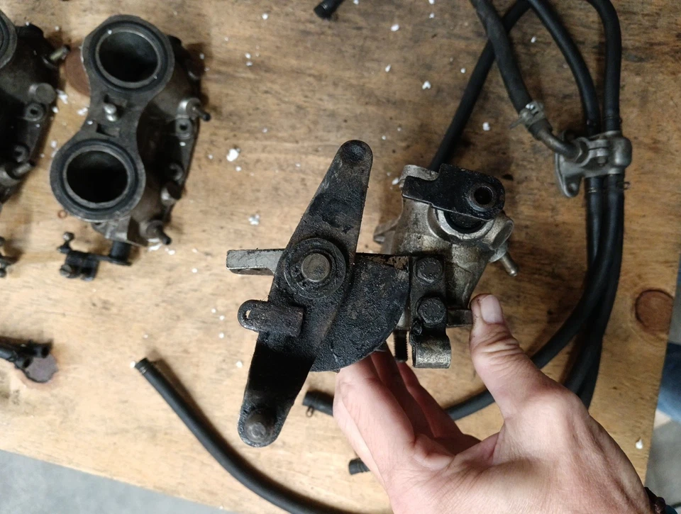 Alfa Romeo Montreal Valvole A Farfalla (84) Foto 4 de 4