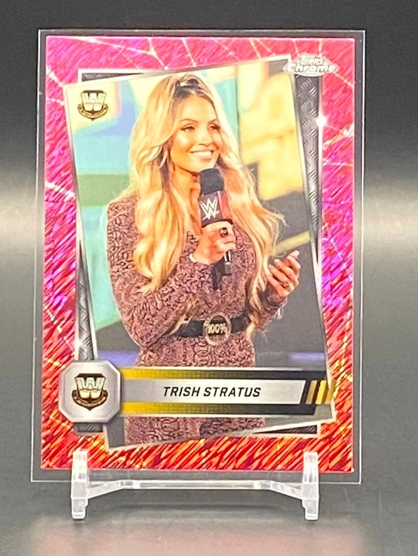 2025 Topps Chrome WWE Trish Stratus #190 Pink Shimmer WWE Legends