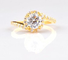 Solid 14KT Yellow Gold 3.20Ct D/VVS1 Round Shape Solitaire Women's Wedding Ring