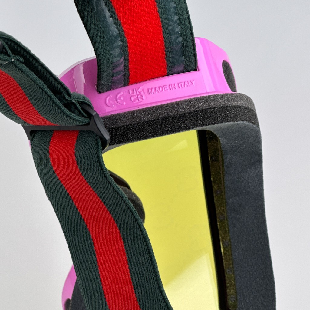 GUCCI GGロゴ付きサングラス Gucci Men Sunglasses Pink Yellow GG Infrared Logo ZEISS Ski