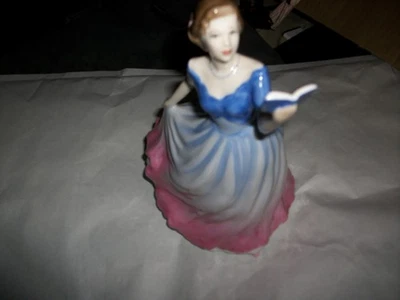 Royal Doulton China doll Figurine - Sweet Poetry HN4113 Lady Figure - Image 1 of 4