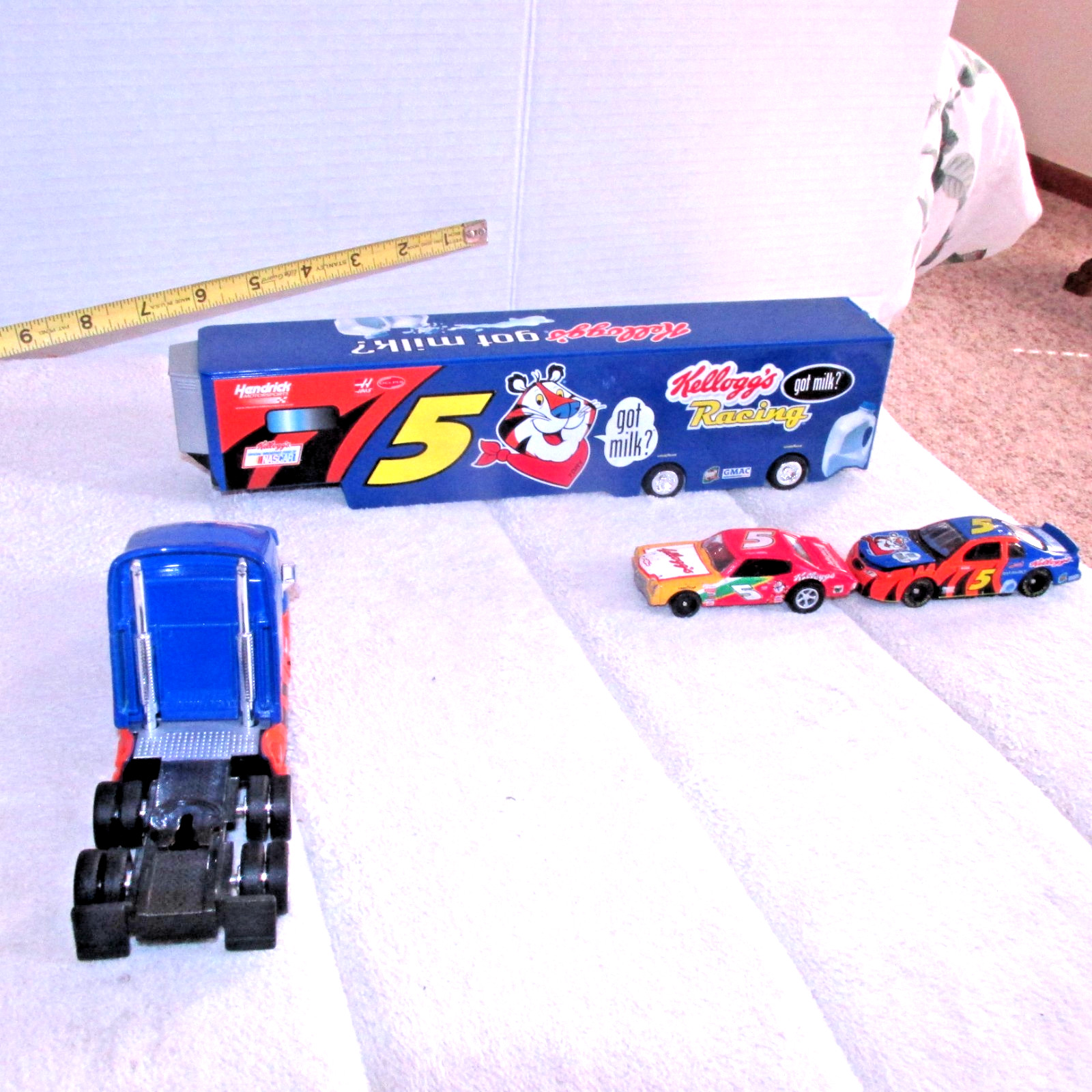 Hendrick Motors Diecast Kellogg's Racing Got Milk? #5 Toy Semi-Truck Nascar 14"