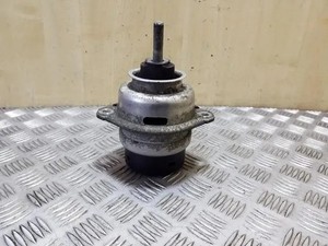 VW TOUAREG 7P5 Motorlager Vorne 7L8199131F 3.00 Diesel 150kw 2011 26217966