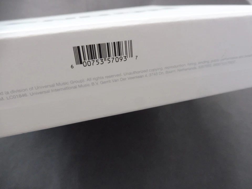 John Lennon – Lennon 2015 9 x LP BOX SET APPLE THE BEATLES - Image 2 of 4