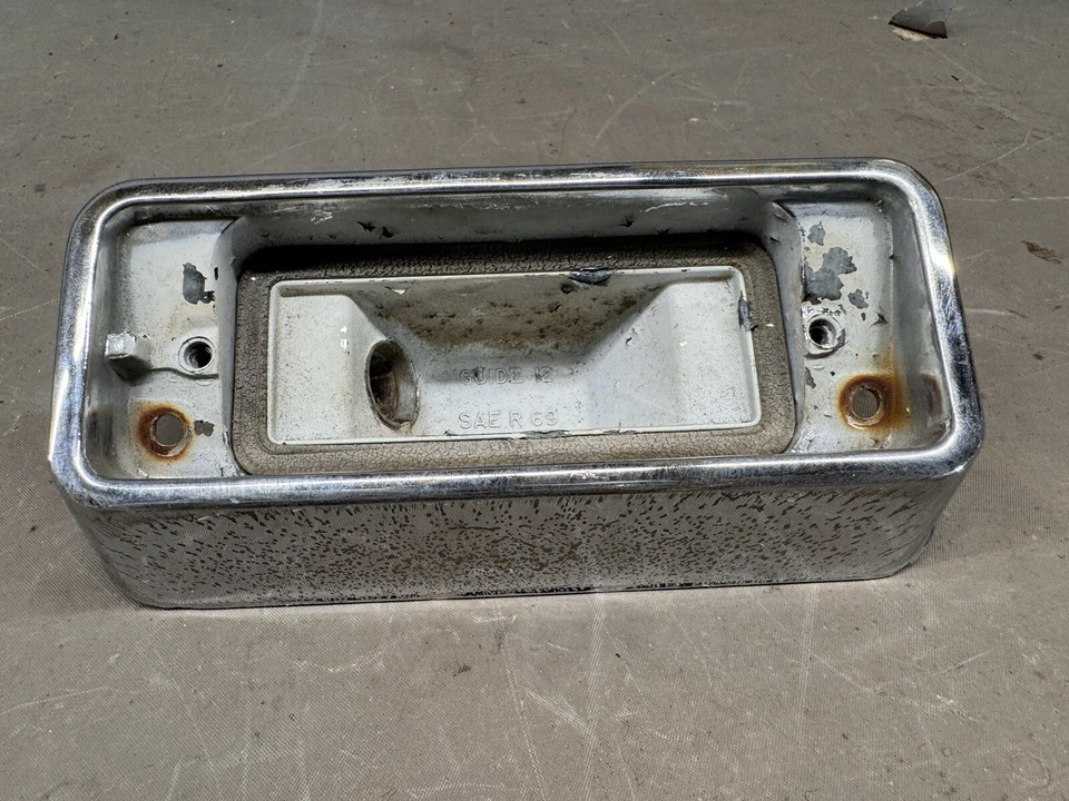 1969 Chevy Camaro Reverse Back Up Light Lamp Housing 1967-1972 Truck Cab Cargo - Image 2 of 4