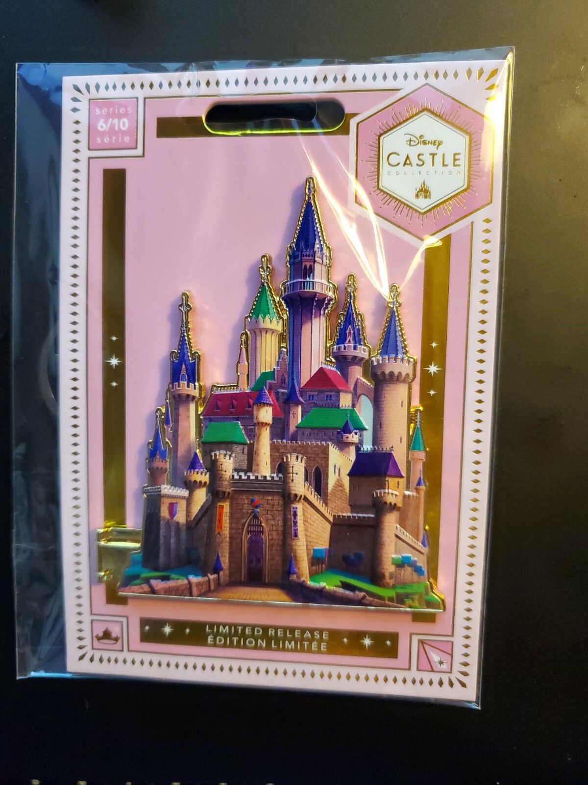 Disney Castle Collection sleeping Beauty Castle Pin Aurora #6 IN HAND