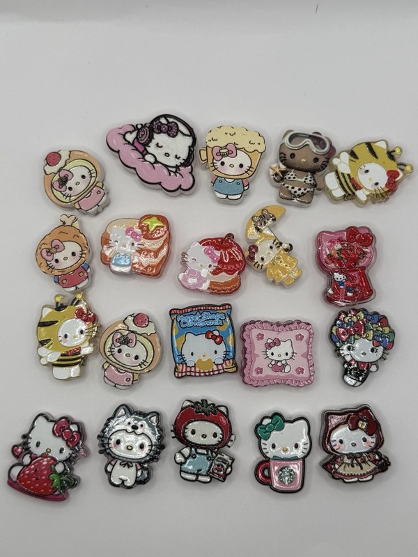 Acrylic Focals Hello Kitty Lot Of 20 For Beadable Crafts