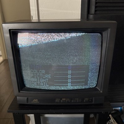 Vintage JVC MASTER COMMAND C-1320 13'' TV - NO REMOTE