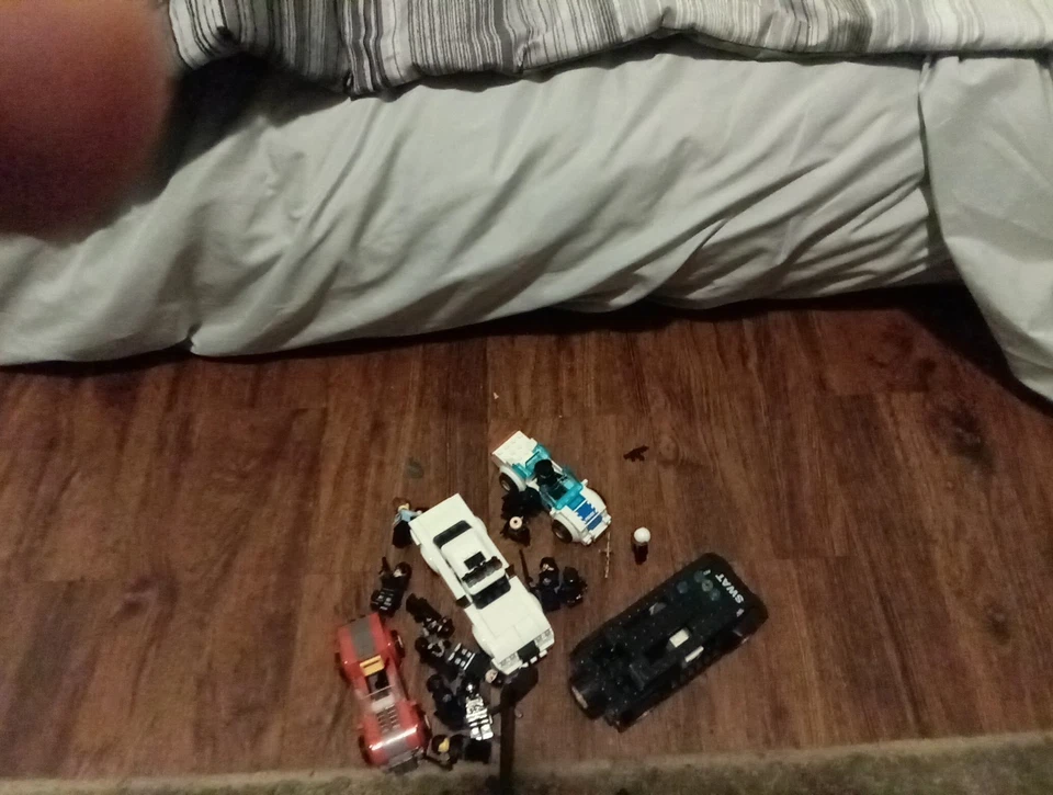 LEGO Police Vehicles and Minifigures Lot Police Officer - Image 3 of 3