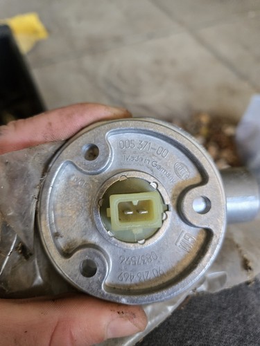 GM Coolant Temperature Housing - NOS - 005371-00 - Genuine - Picture 3 of 4