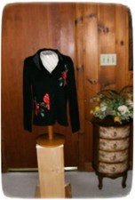 TIARA INTERNATIONAL Sweater Size M