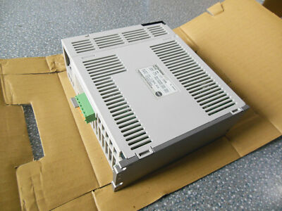 Mitsubishi MR-J2S-100A Servo Driver MRJ2S100A New In Box Expedited