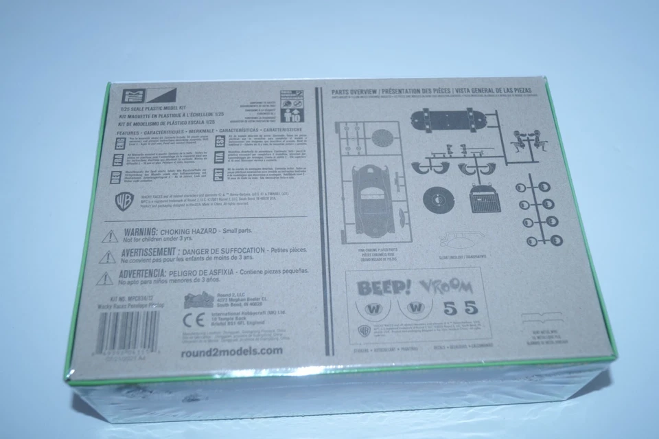 MPC Model Kit WAKY RACES The Compact Pussycat with Penelope Pitstop - Image 2 of 4