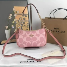 Teri Shoulder Bag In Signature Canvas CAL51 Powder Pink