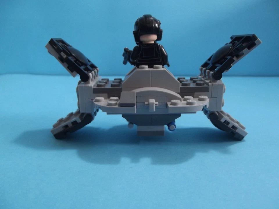 LEGO Star Wars 75128 TIE Advanced Prototype, foto 2 di 4