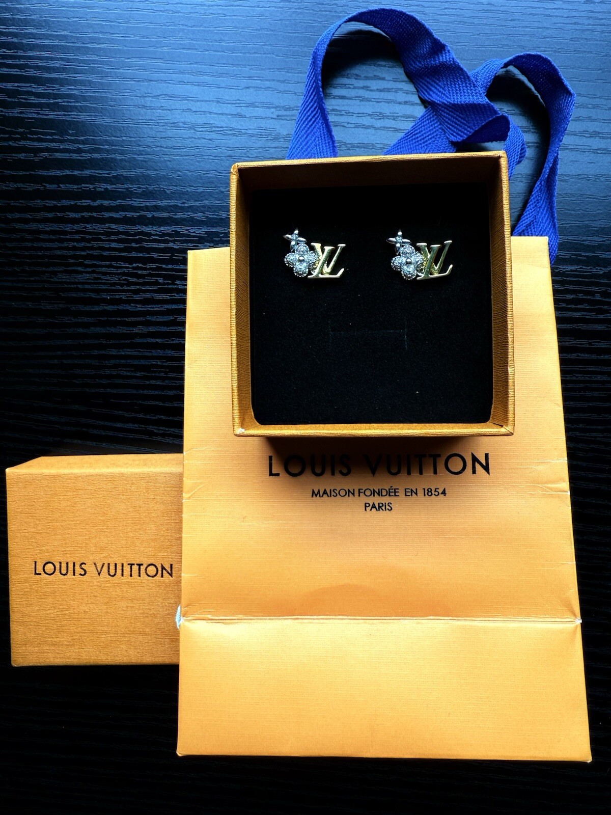 Iconic gold tone  louis vuitton  