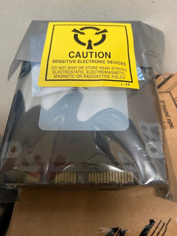 NEW SanDisk Lightning Ascend GEN II  SDLTODKM-400G-5CA1 SXKLTK 2.5" SSD 400GB - Image 3 of 3