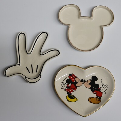 Lot 3 Disney Ceramic Trinket Dish,  Mickey and Minnie Heart Kissing, Head, Glove