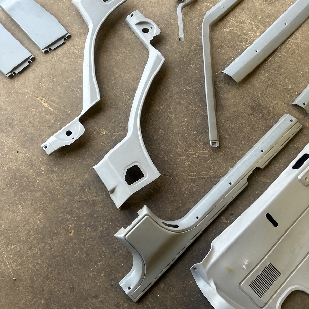 1984-1996 Jeep Cherokee XJ (4 Door) OEM Interior Plastic Trim