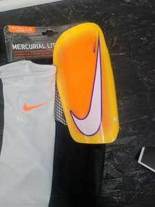 nike shin pads mens