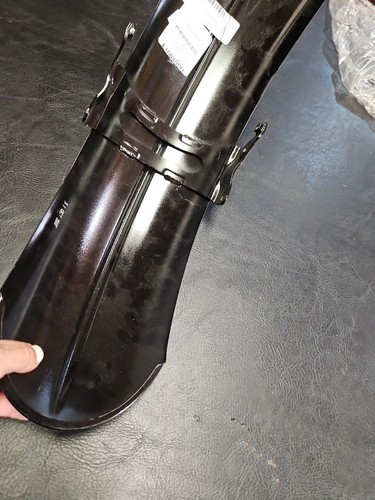 TRIUMPH FRONT MUDGUARD JET BLACK PG T2308628-PG - Picture 11 of 16