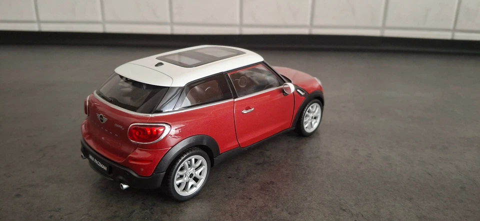 1:24 Mini Cooper S Paceman [Welly] - Bild 3 von 4